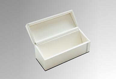 صندوق غطاء مفصلي وقلبه